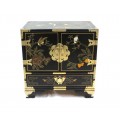 elegant cabinet est-oriental, de budoir. lacquer & pictura manuala. Taiwan anii' 70